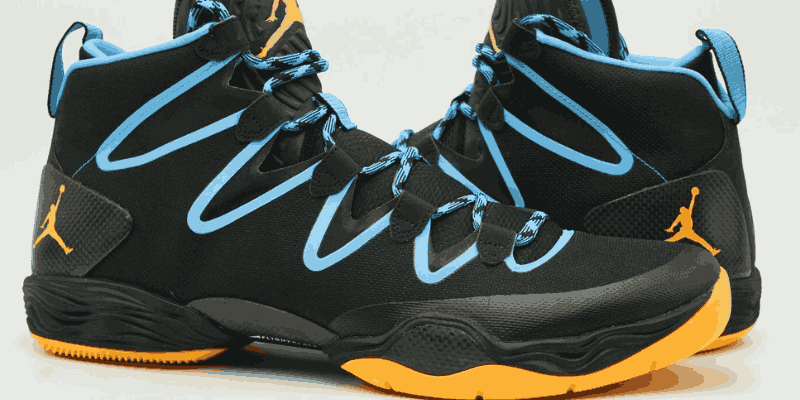 Đế giữa Flight Plate và túi khí Zoom Air bên trong giày Jordan XX8 chính hãng
